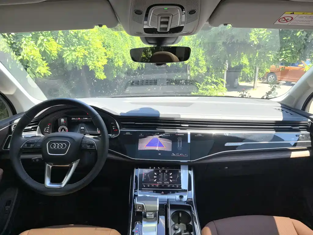 Audi Q7 2025 55 TFSI quattro S line