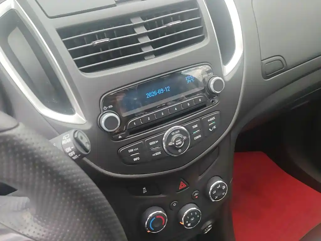 Chevrolet Trax — миниатюра 13