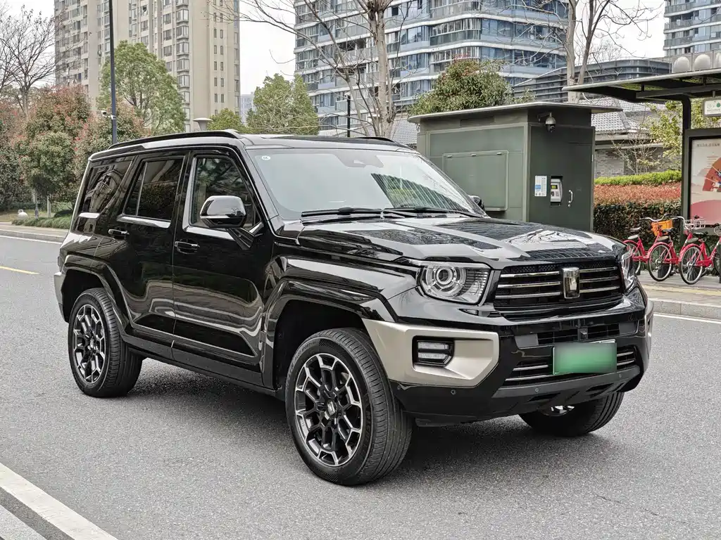 TANK TANK 700 NEW ENERGY