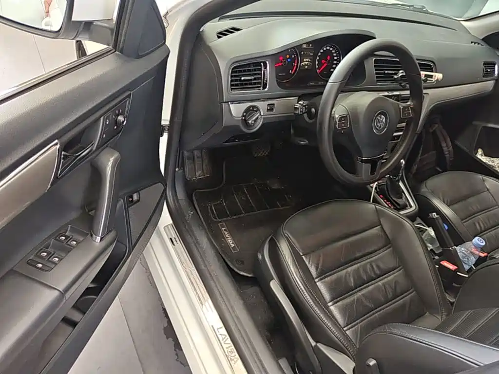 Volkswagen Lavida — миниатюра 16
