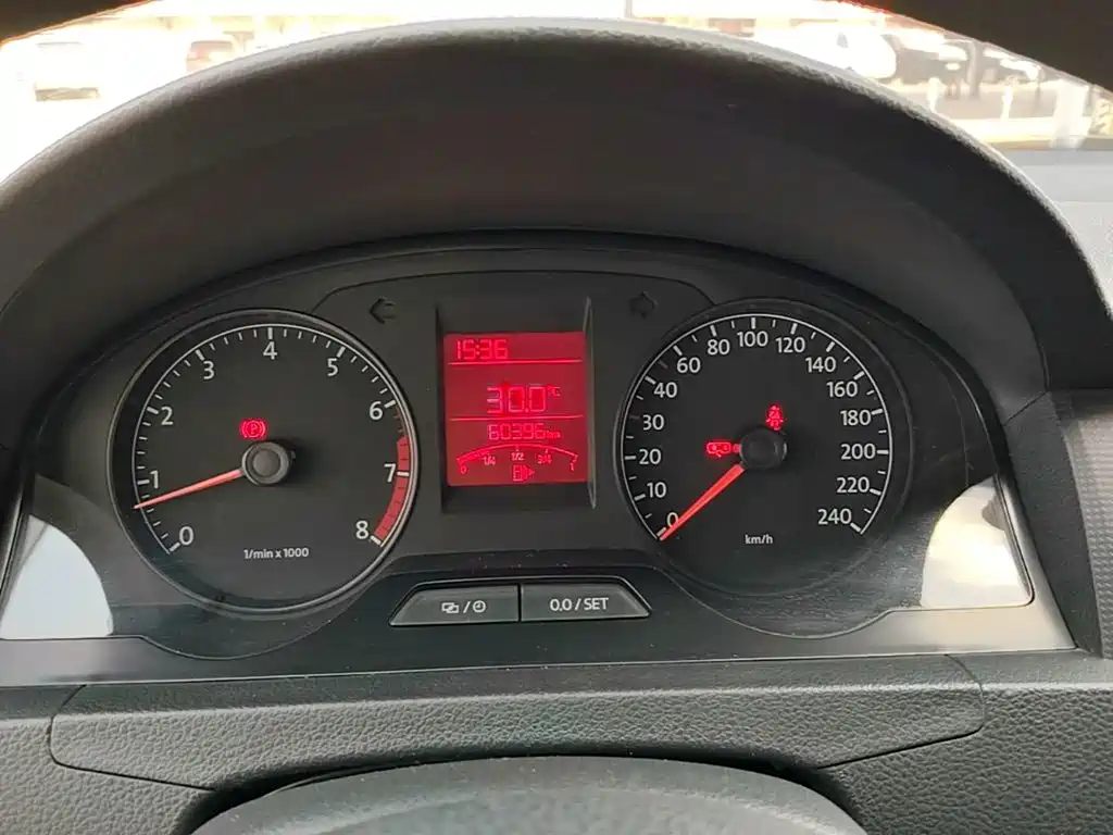 Volkswagen Santana — миниатюра 12