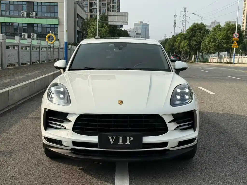 Porsche Macan — миниатюра 2