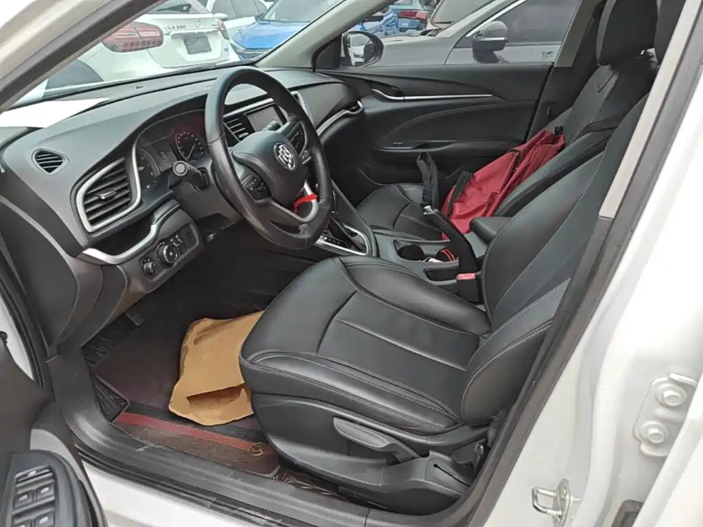 Buick Excelle — миниатюра 15