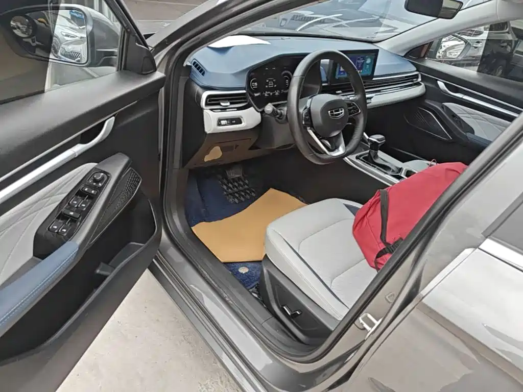 Geely Emgrand — миниатюра 16