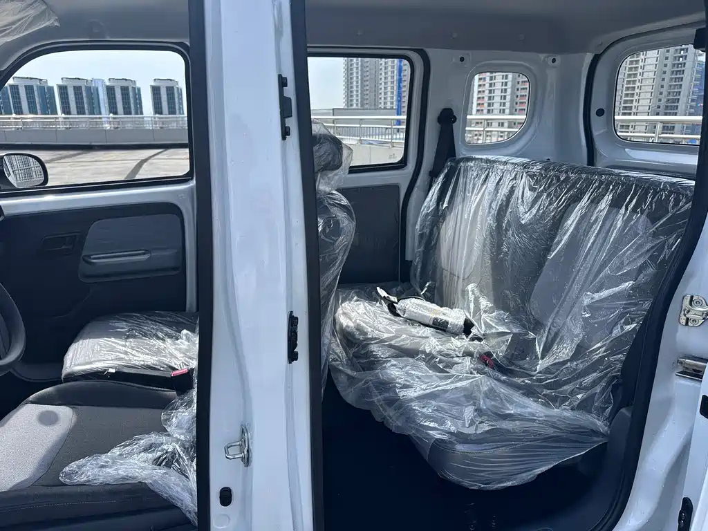 Wuling Sunshine EV 2025 305km