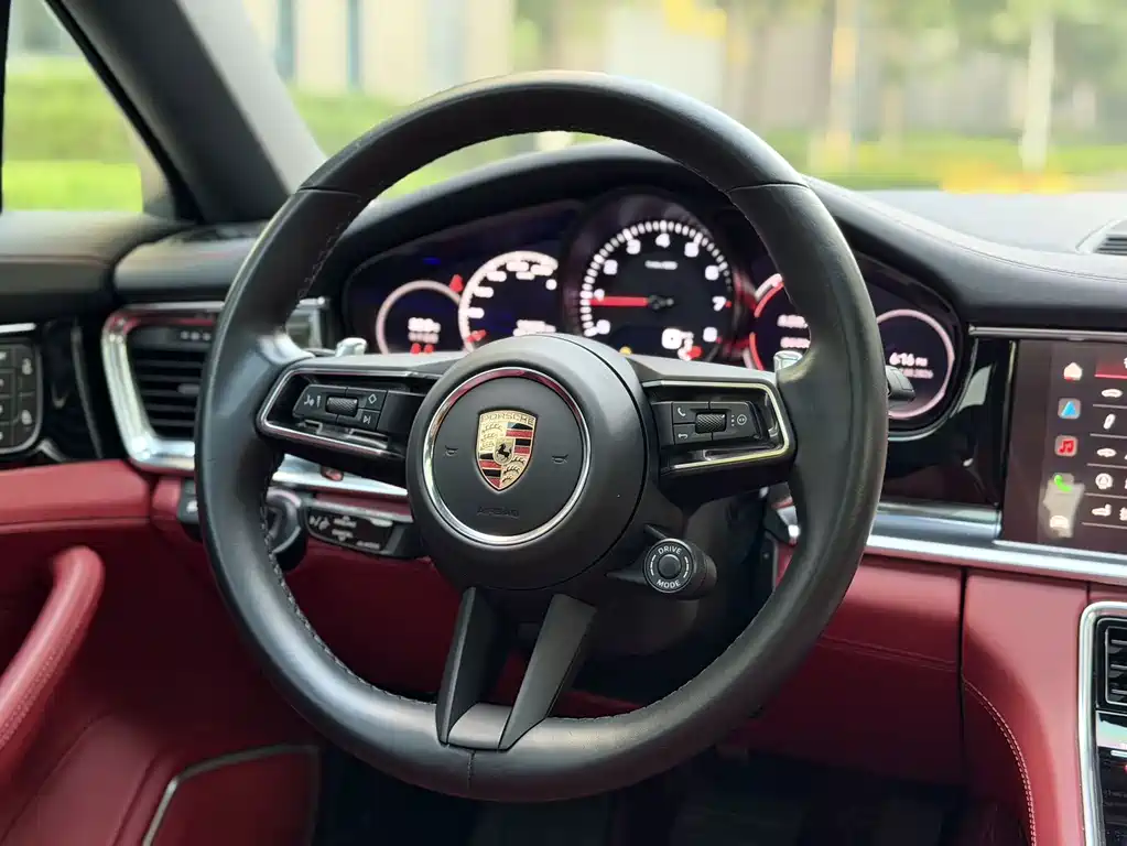 Porsche Panamera — миниатюра 9
