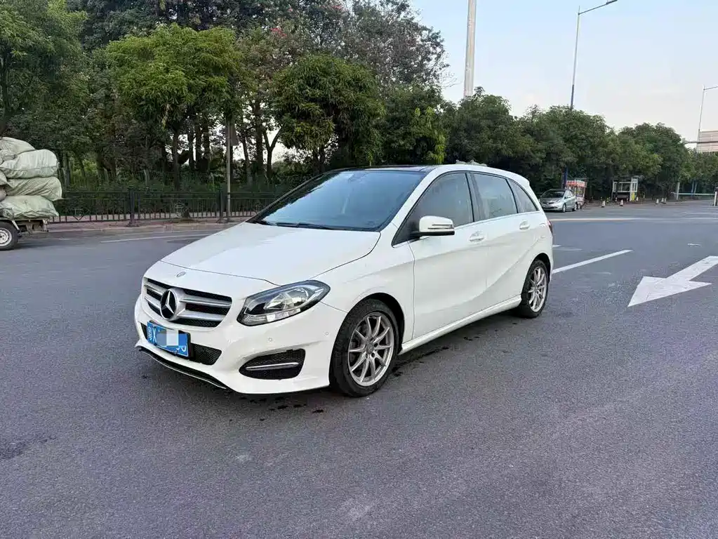Mercedes-Benz B-Class 2015