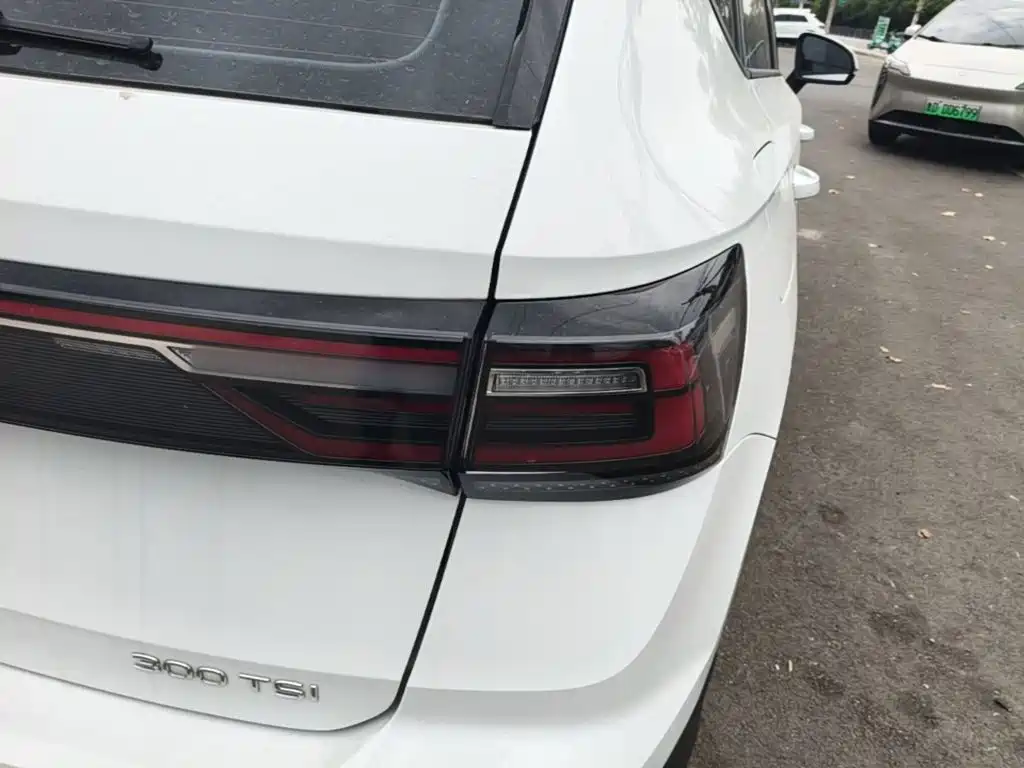 Volkswagen Tharu — миниатюра 8