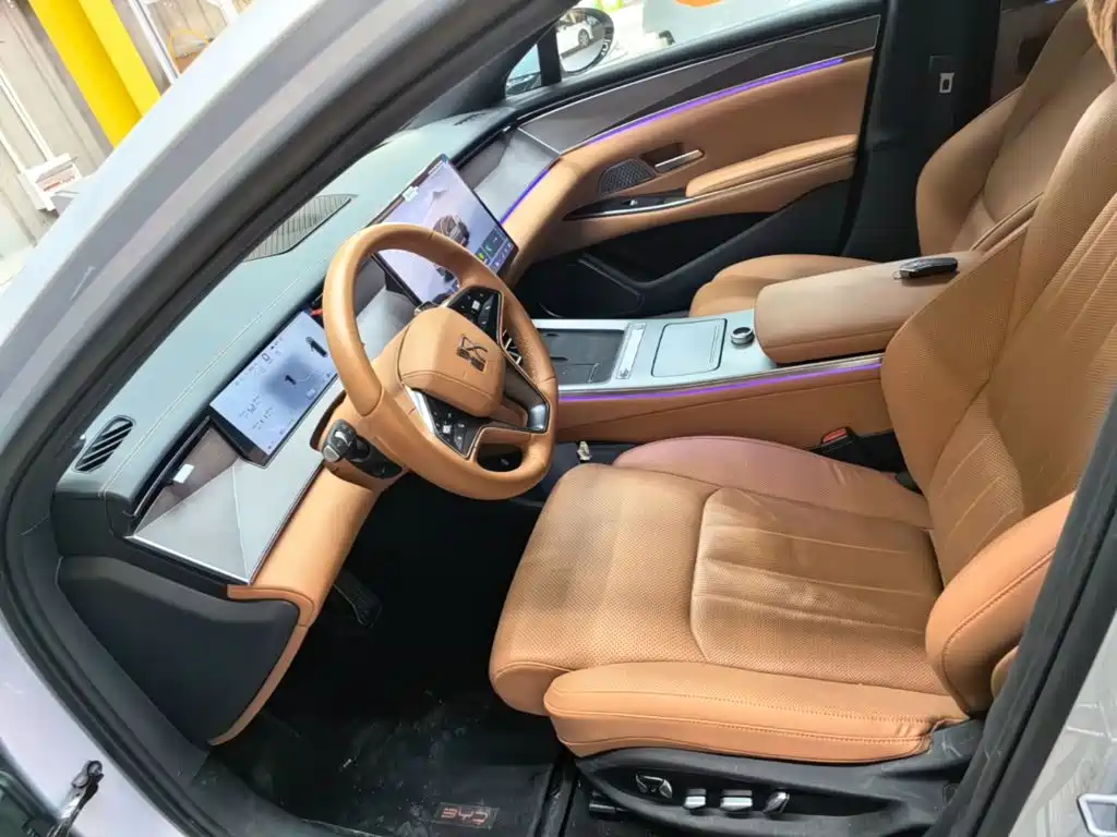 BYD Han L — миниатюра 15