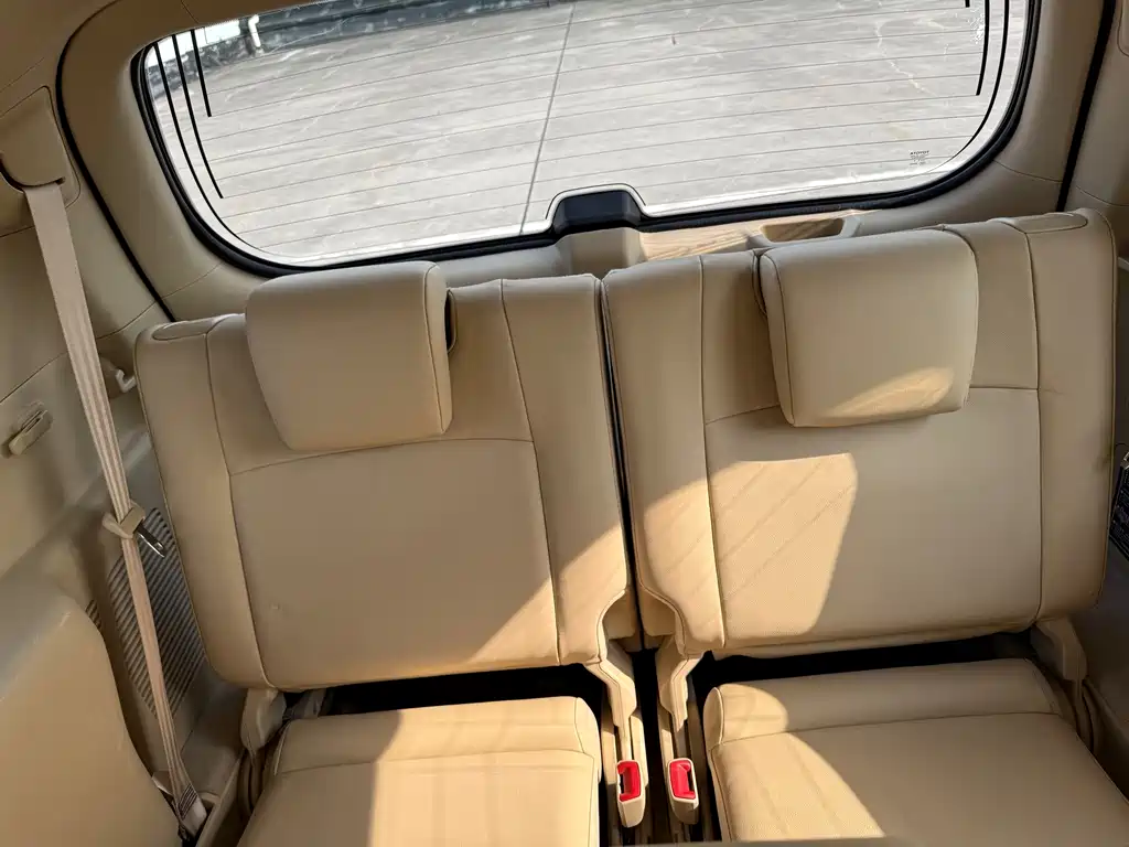 Toyota Prado — миниатюра 16