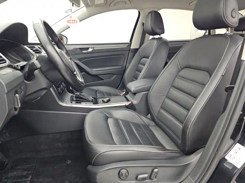Volkswagen Passat — миниатюра 7