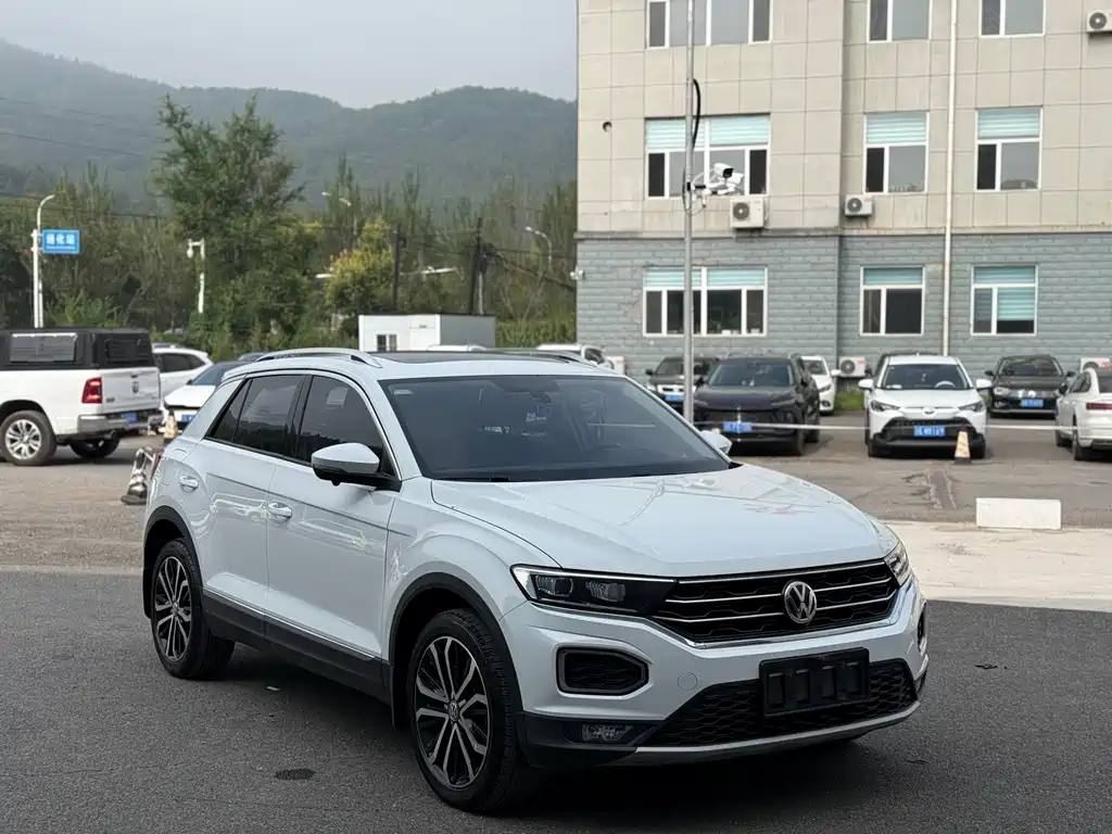 Volkswagen T-Roc — миниатюра 3