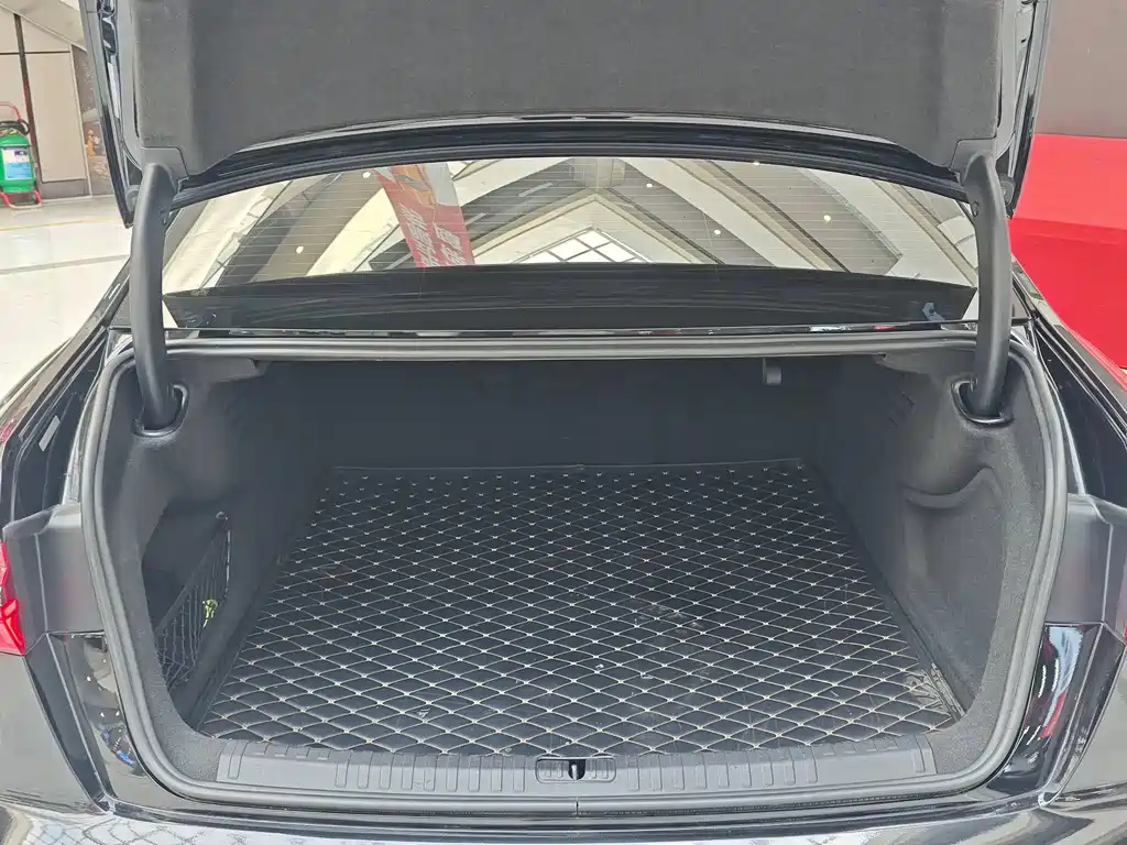 Audi A6L — миниатюра 19