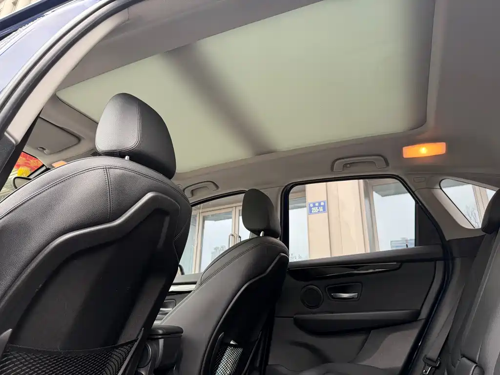 BMW 2 SERIES STATION WAGON