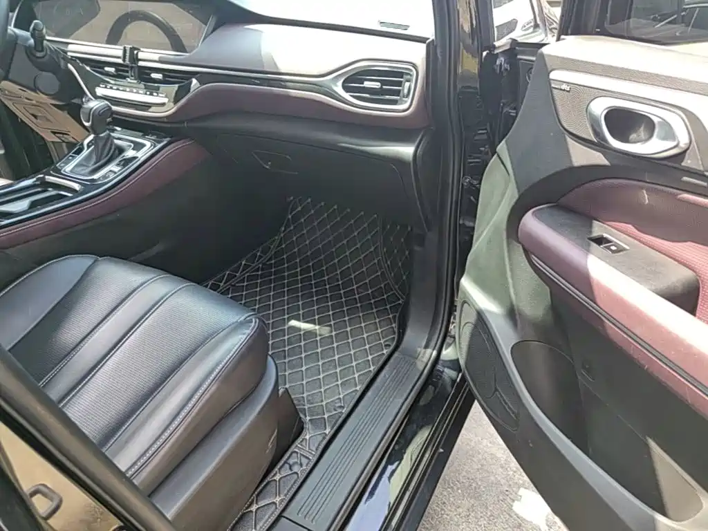 GAC Motor Trumpchi M6 — миниатюра 9