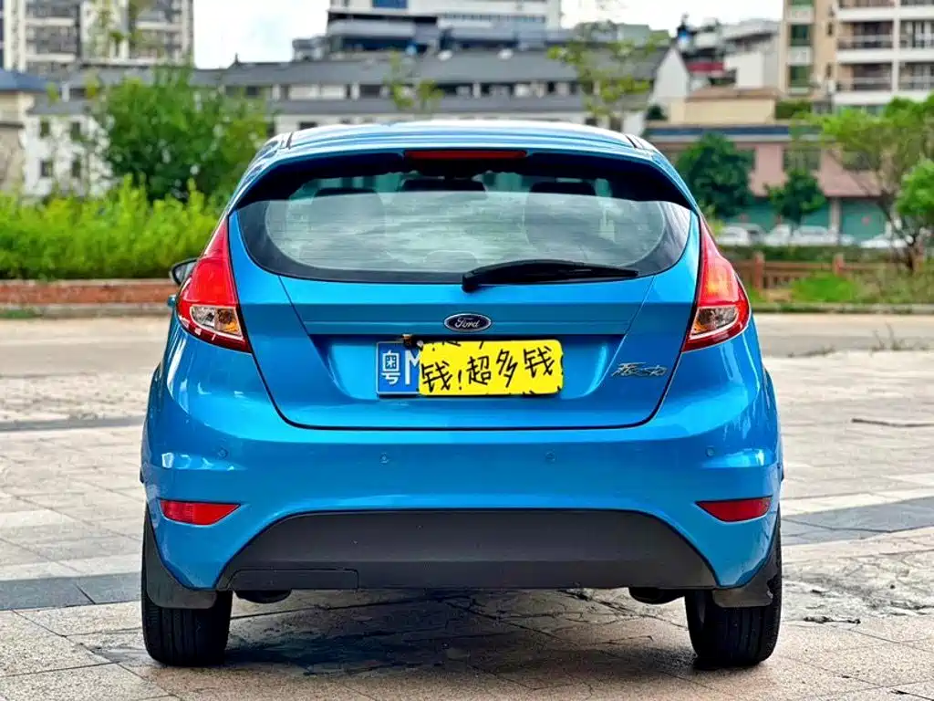 Ford Fiesta — миниатюра 6