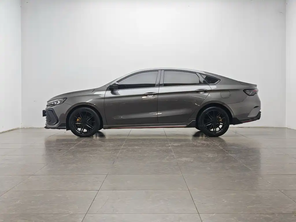 Geely Binrui — миниатюра 10