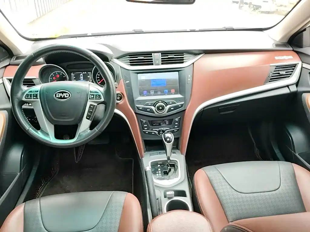 BYD G5 — миниатюра 10
