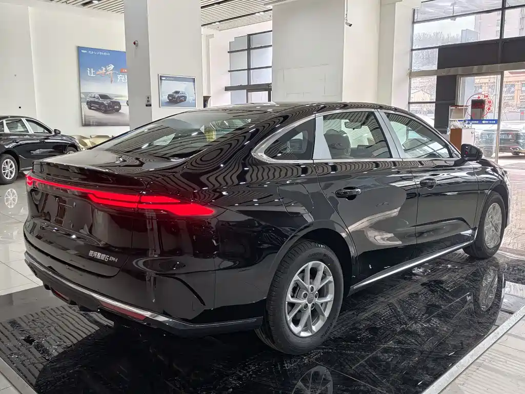 Geely Galaxy Galaxy 6 6 2026 125km