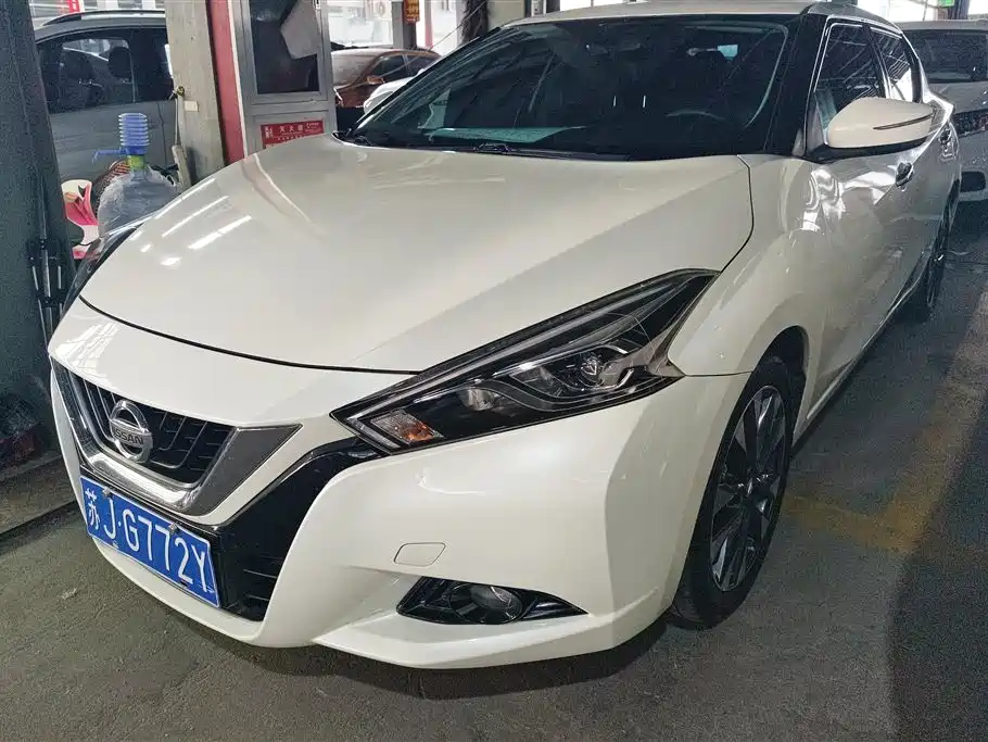 Купить Nissan Bluebird