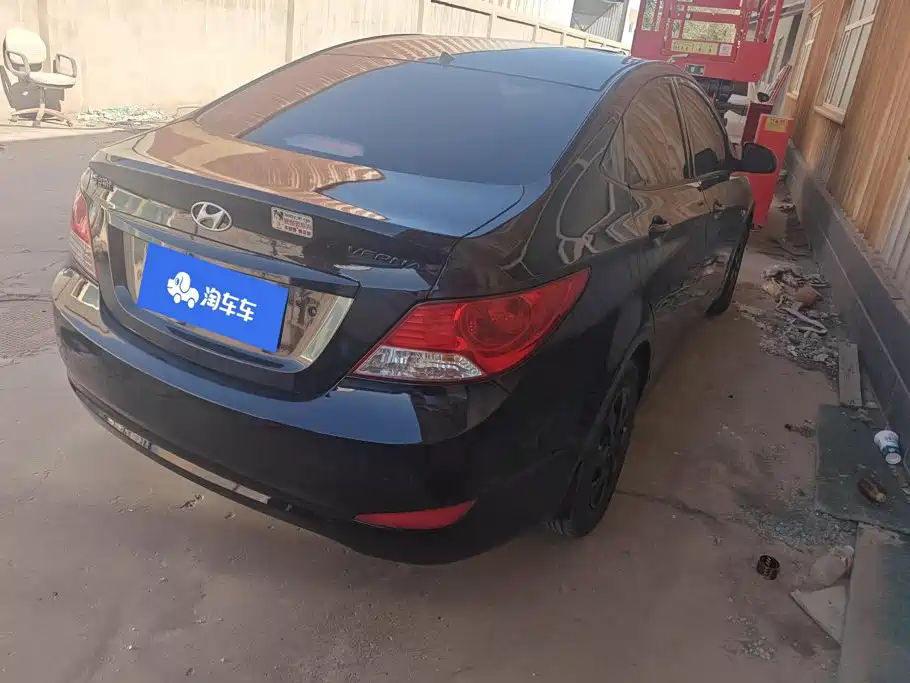 Hyundai Verna — миниатюра 3