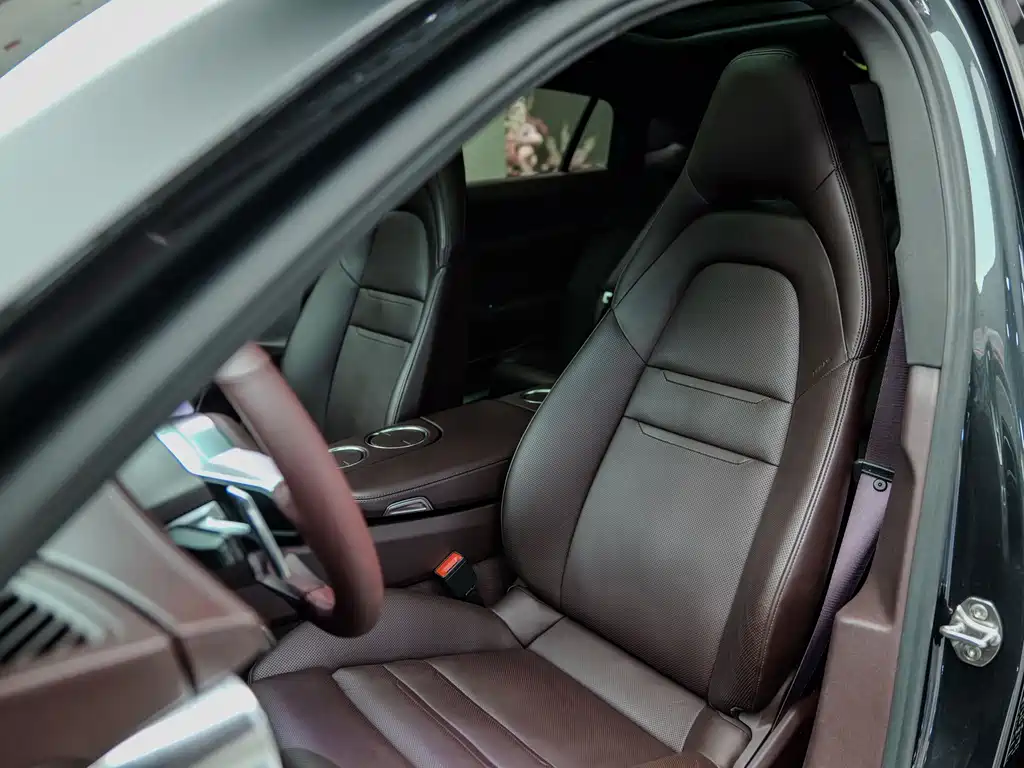 Porsche Panamera — миниатюра 5