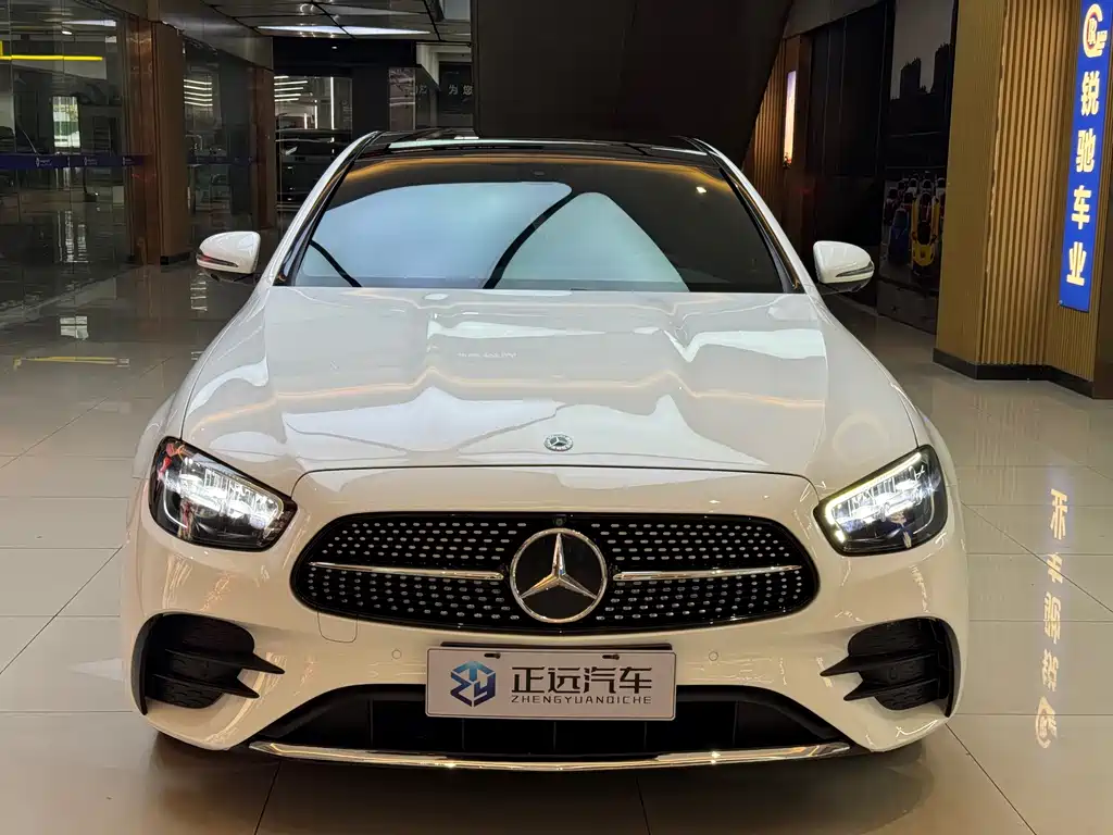 Mercedes-Benz E-Class — миниатюра 2
