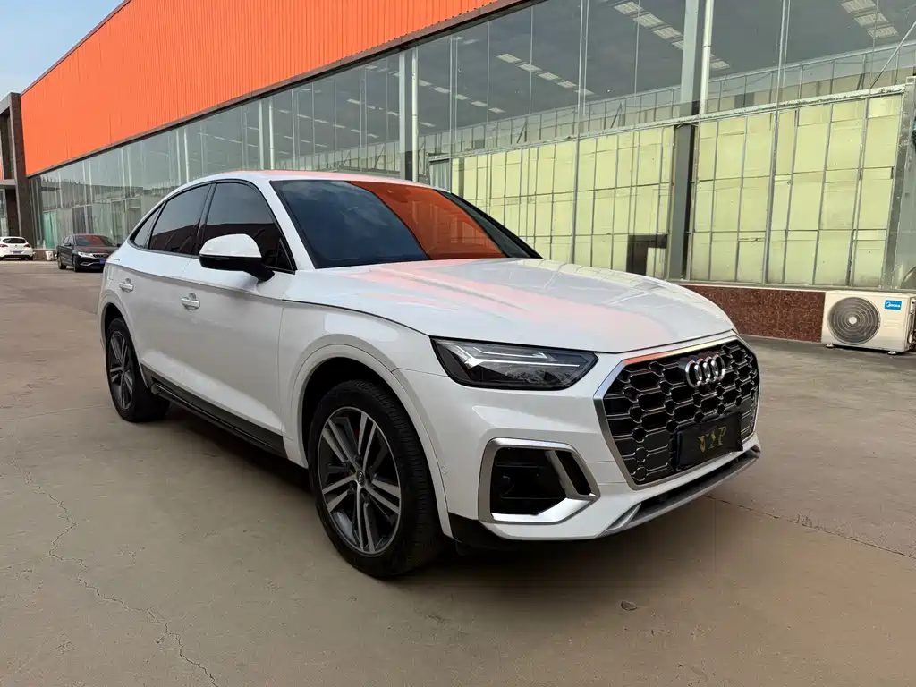 Audi Q5L Sportback — миниатюра 3