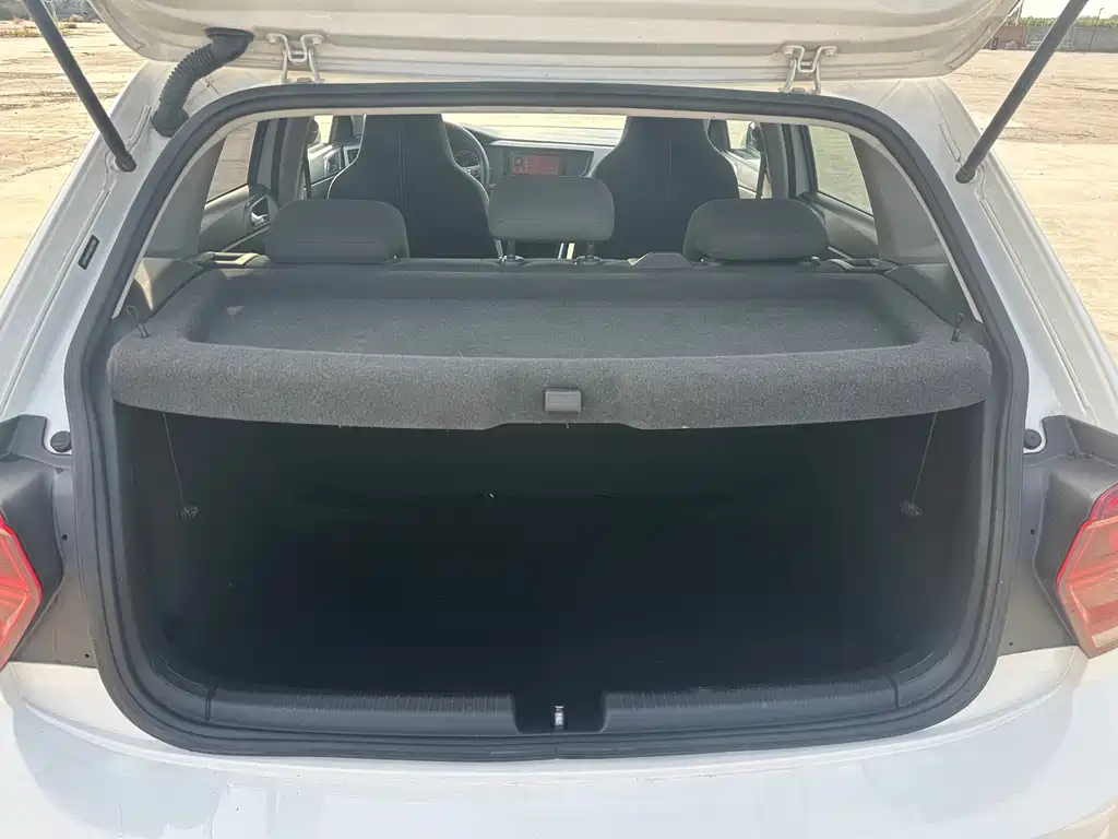 Volkswagen Polo — миниатюра 15