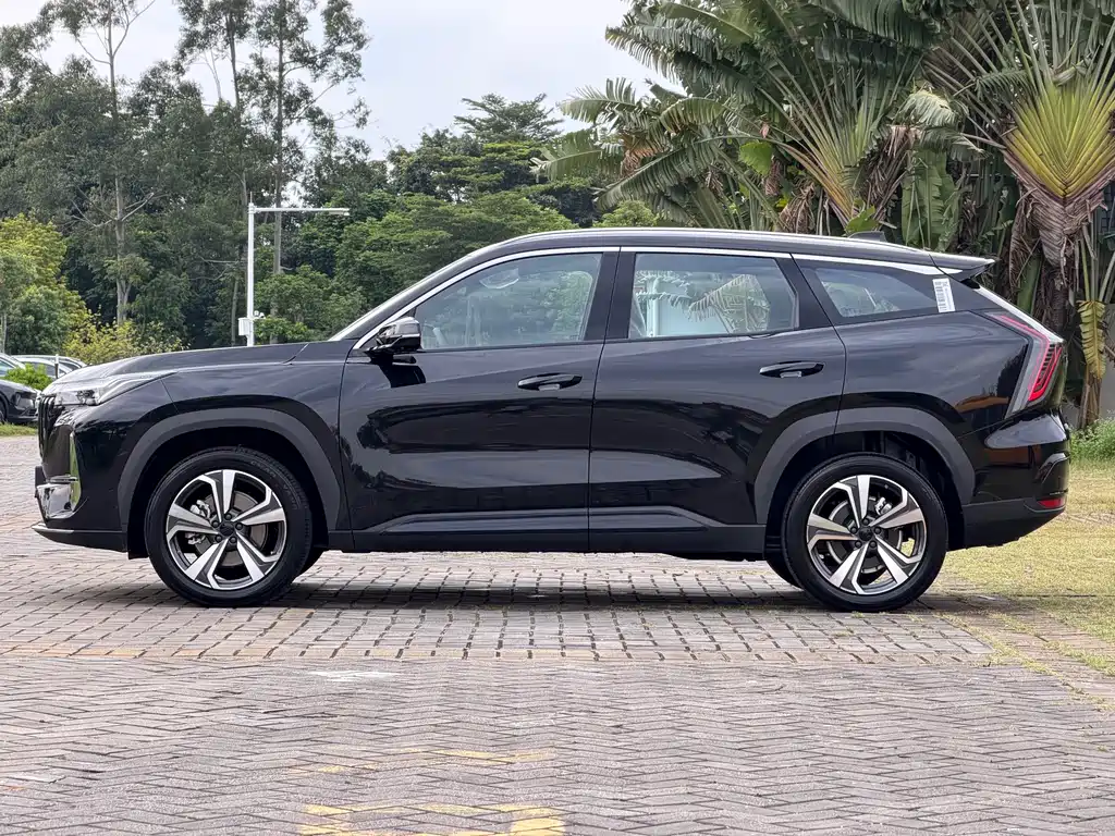 Geely Boyue L — миниатюра 5