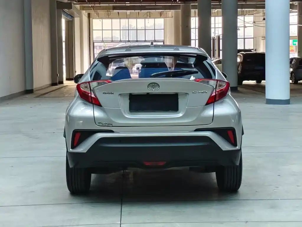 TOYOTA C HR
