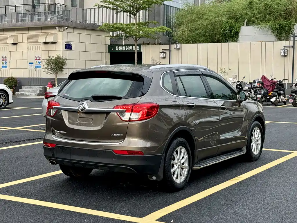 Buick Envision Plus — миниатюра 7