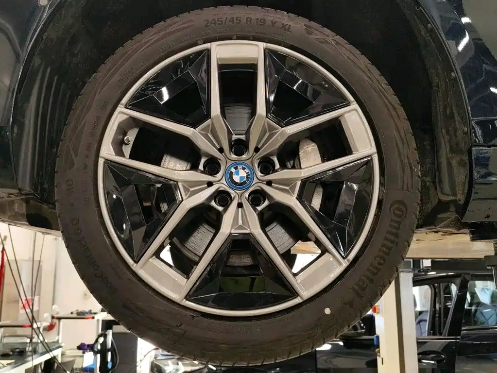 BMW i5 — миниатюра 16