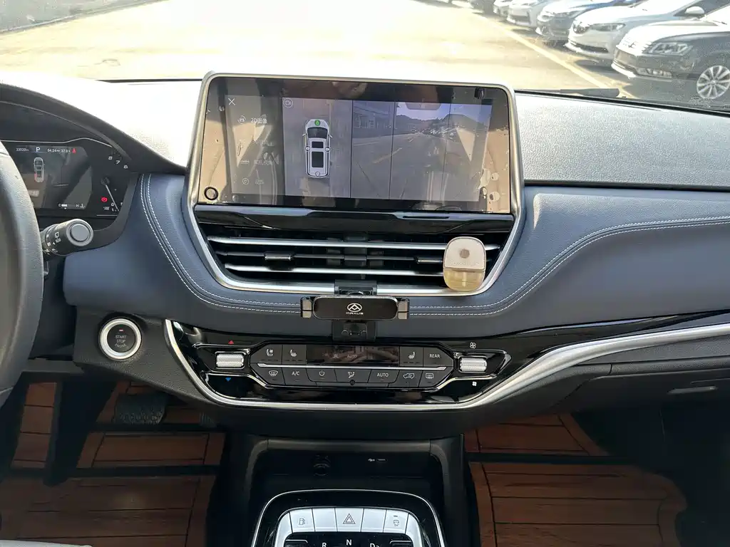 MAXUS G20 — миниатюра 10