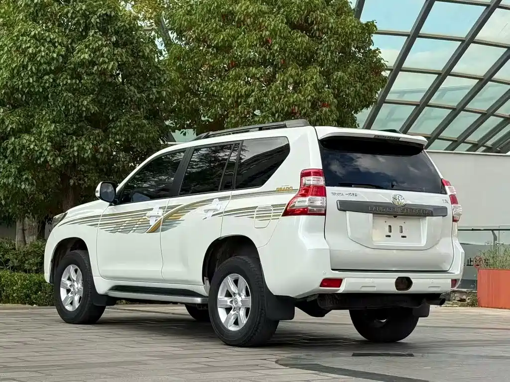 Toyota Prado — миниатюра 7