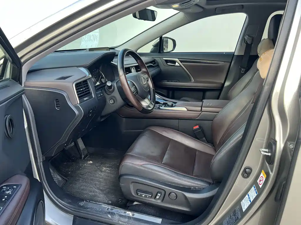 Lexus RX — миниатюра 6