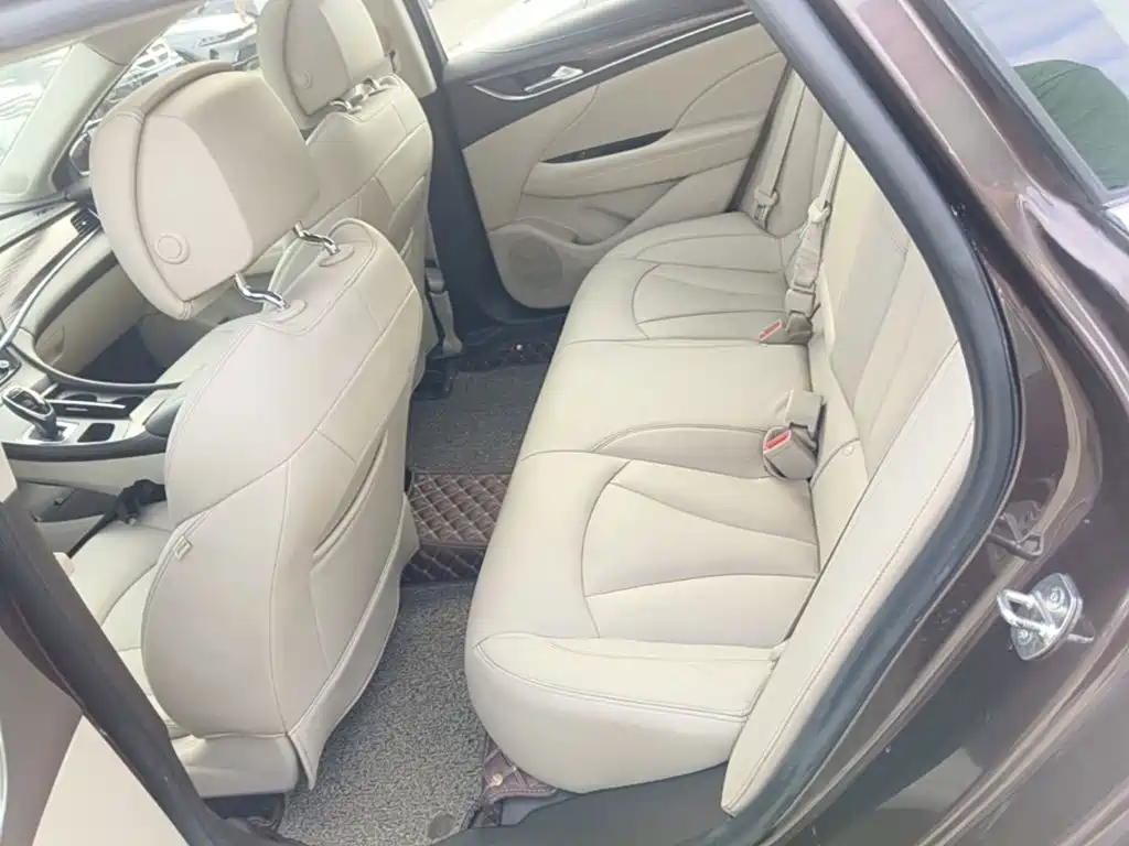 Buick LaCrosse — миниатюра 17