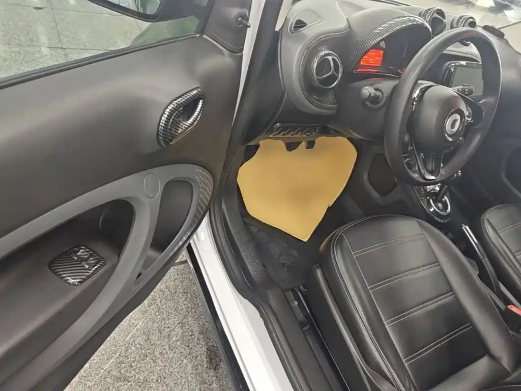smart Smart Fortwo — миниатюра 16