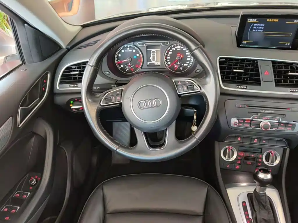 Audi Q3 — миниатюра 11