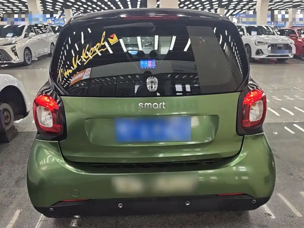 smart Smart Fortwo — миниатюра 6
