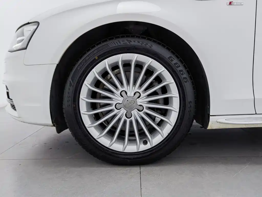 Audi A4L — миниатюра 17
