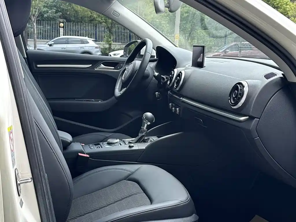Audi A3 (Import) — миниатюра 17
