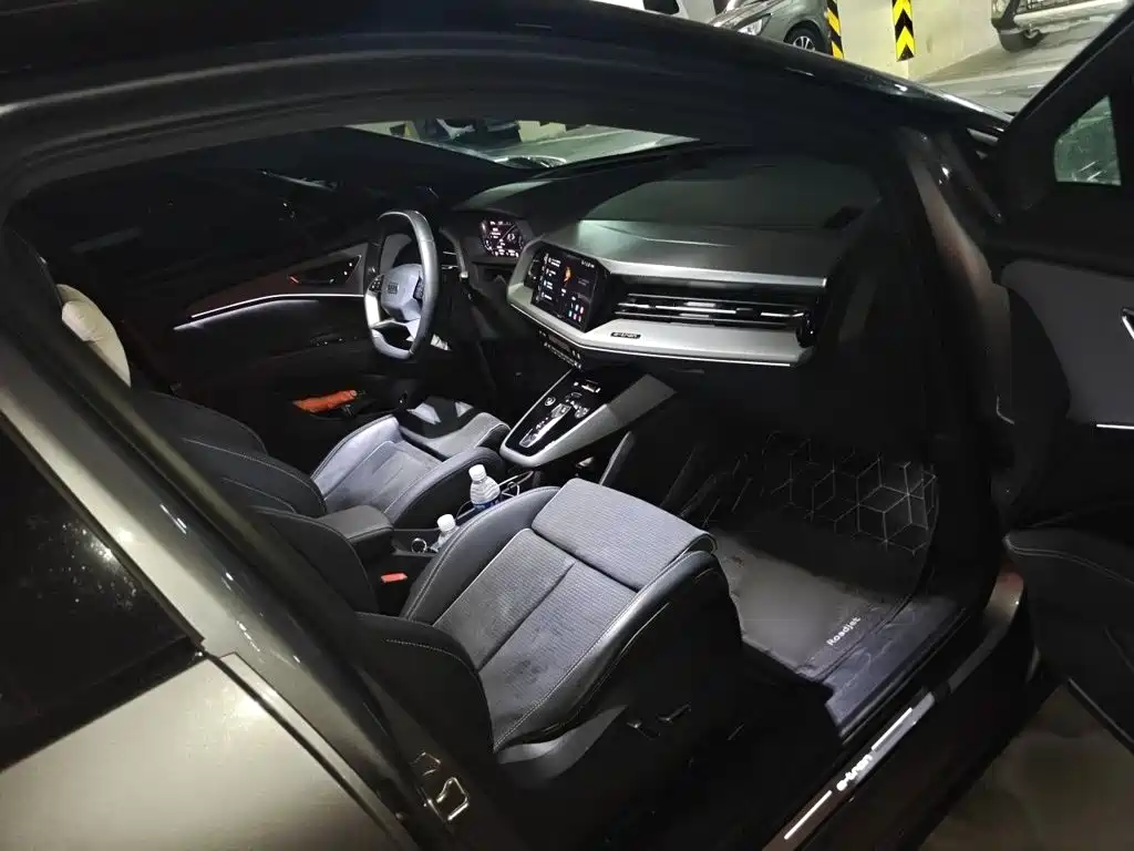 Audi Q5 e-tron — миниатюра 18