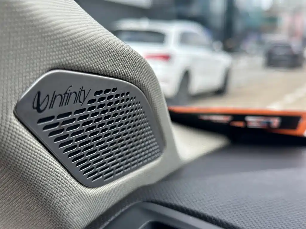 Lynk & Co 01 — миниатюра 8