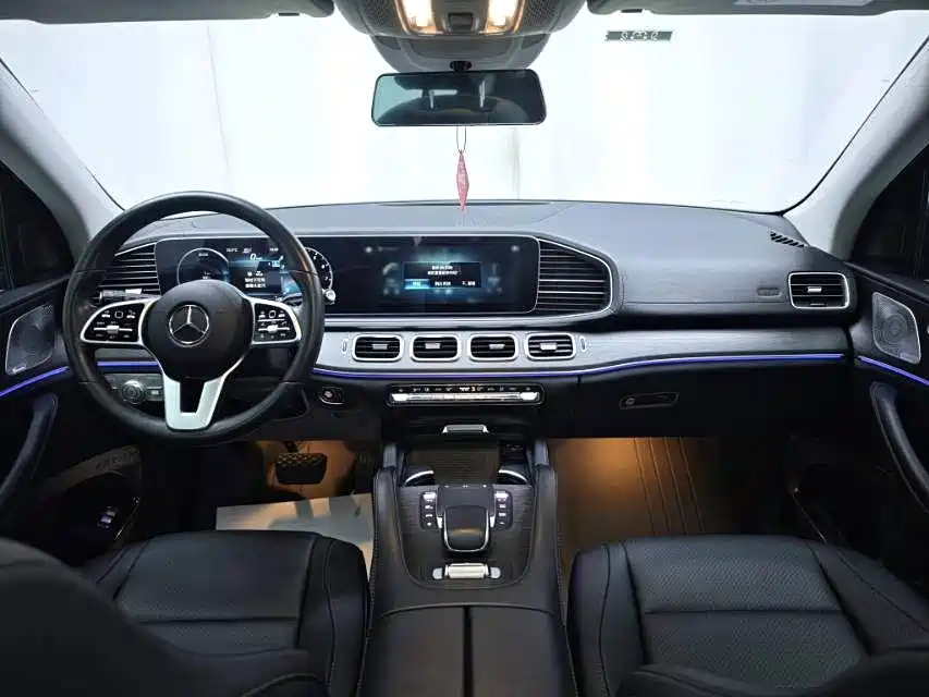 Mercedes-Benz GLE (Import) — миниатюра 18