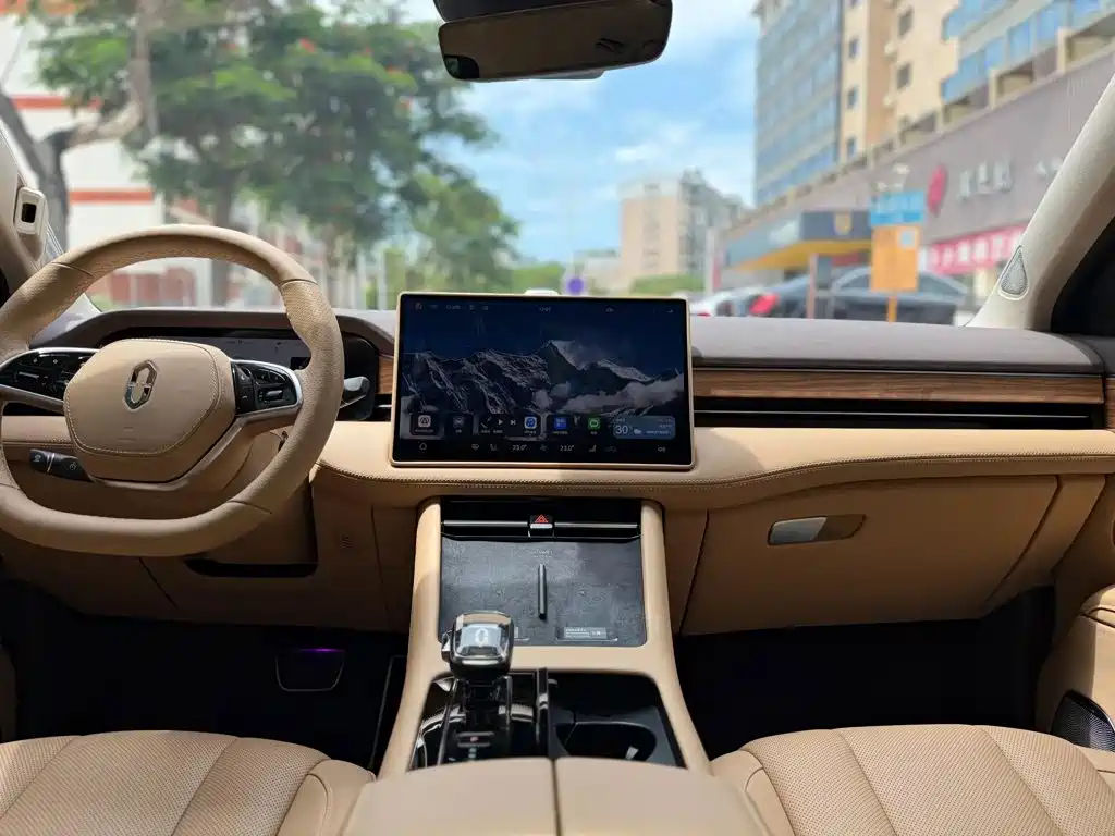 AITO Wenjie AITO M7 — миниатюра 8