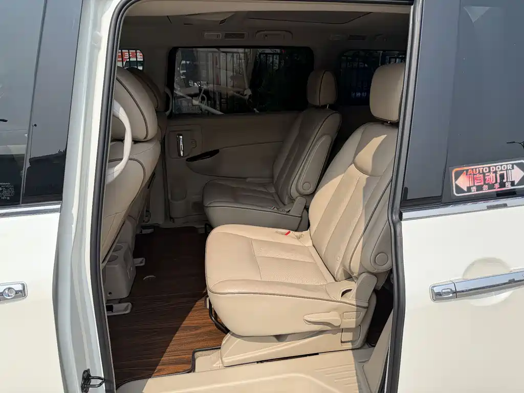 Nissan Quest 3.5L SL, фото 10