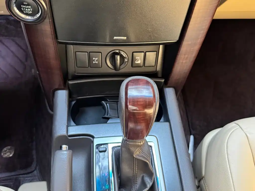 Toyota Prado — миниатюра 10