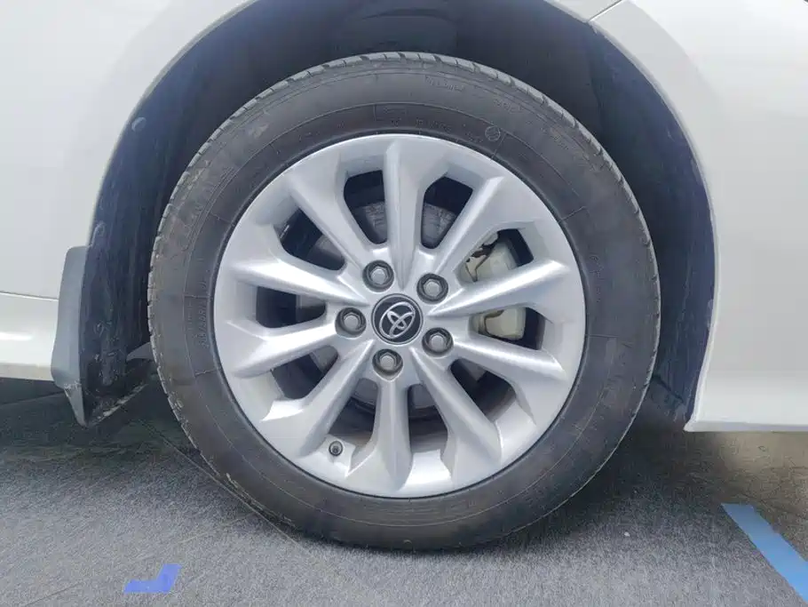 Toyota Corolla — миниатюра 6