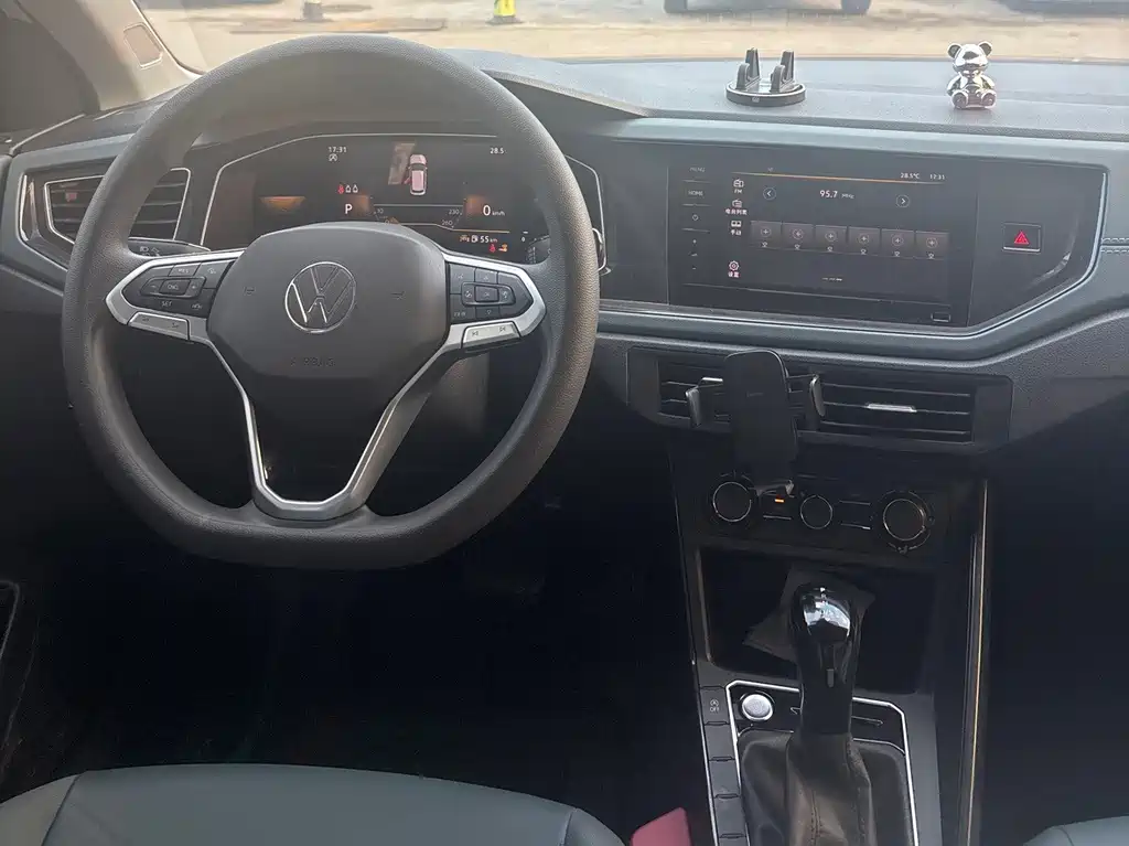 Volkswagen Lavida — миниатюра 10